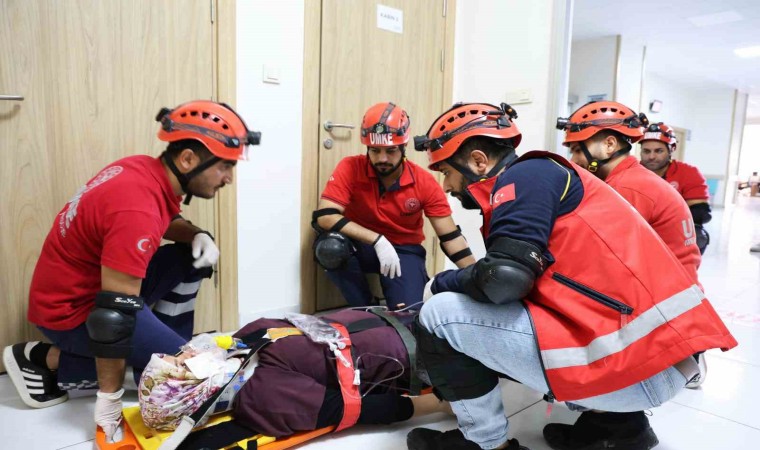 Elazığ’da 6.7’lik deprem tatbikatı