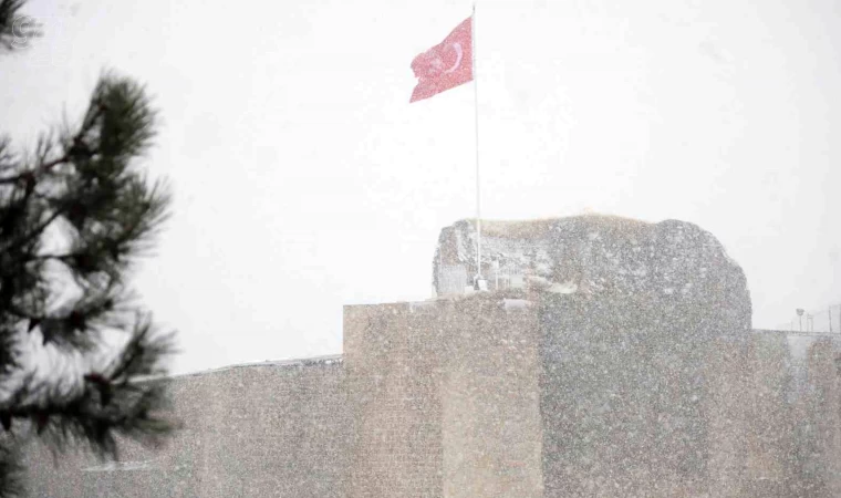 Harput'ta kar etkisini artırdı