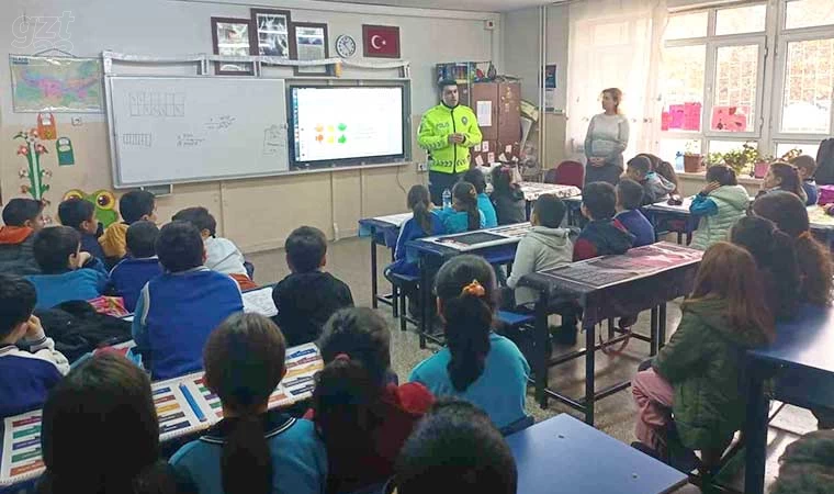 Öğrencilere trafik eğitimi verildi