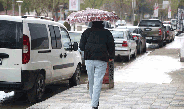 Elazığ’da kısa süreli sağanak