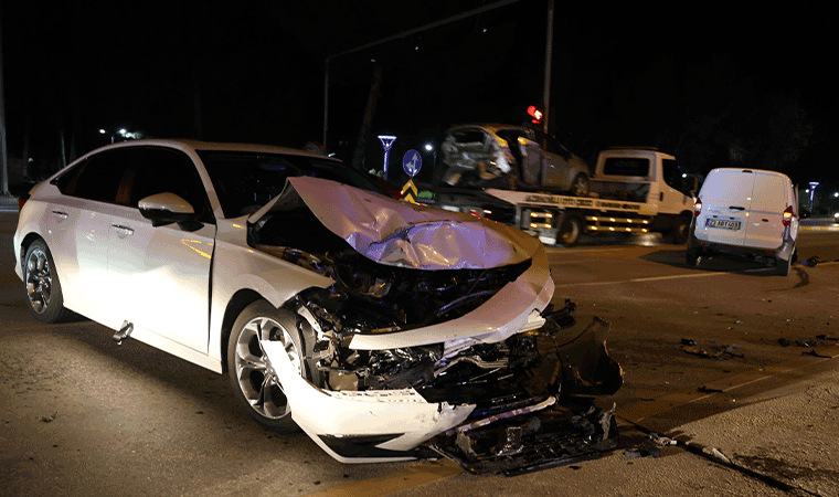 Zübeyde Hanım Caddesi'nde kaza