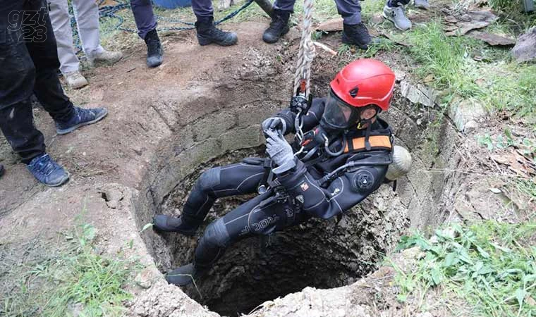 25 metre derinlikte delil aradılar