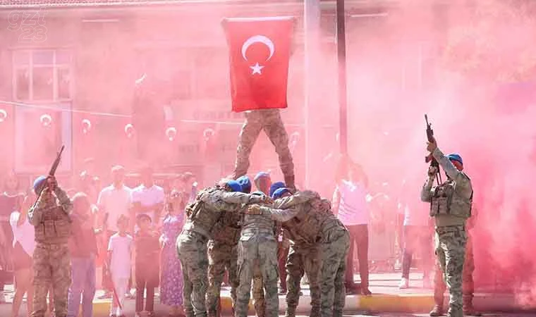 Elazığ’da Zafer Bayramı coşkusu