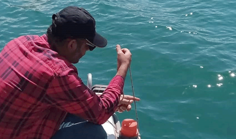 Elazığ’da Karakaya Barajında örnekleme çalışmaları sürüyor