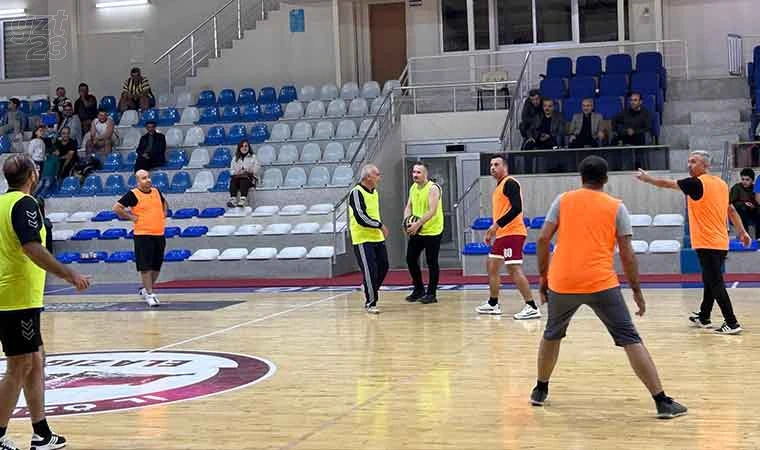 İl Özel İdaresi Birimler Arası Basketbol Turnuvası başladı