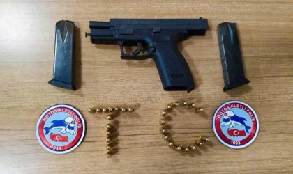 Hapis cezası bulunan 4 zanlı yakalandı