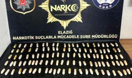 Uyuşturucu maddeyi midesinde saklamış