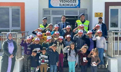 Jandarmadan öğrencilere trafik eğitimi