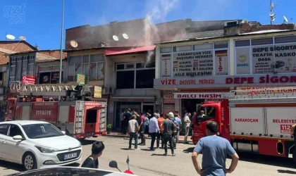 Karakoçan’da çatı yangını