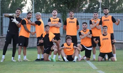 Elazığspor, 21 futbolcuyla Van’a gitti