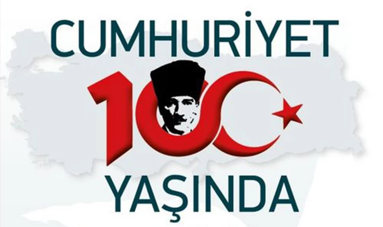 ’100. yılında Cumhuriyet’ yarışmasında dereceye giren öğrenciler ödüllendirildi