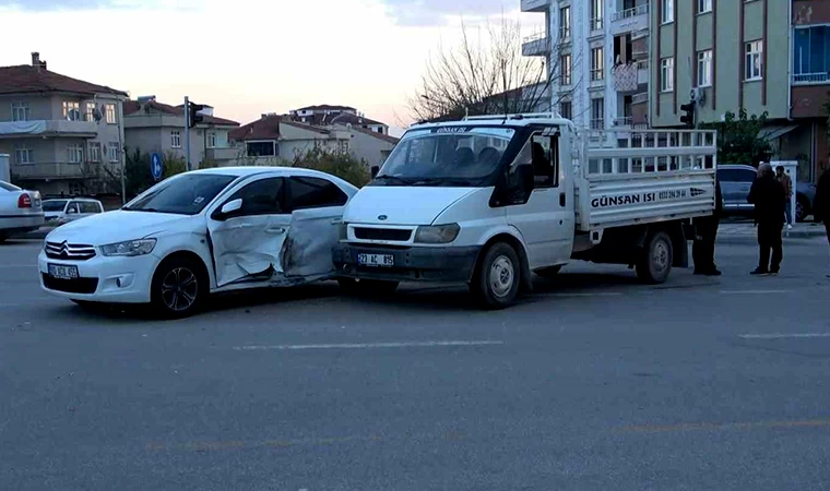 Elazığ’da trafik kazası: 4 yaralı