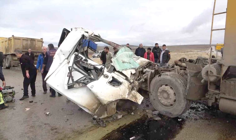 Elazığ’da feci kaza: 2 ağır yaralı