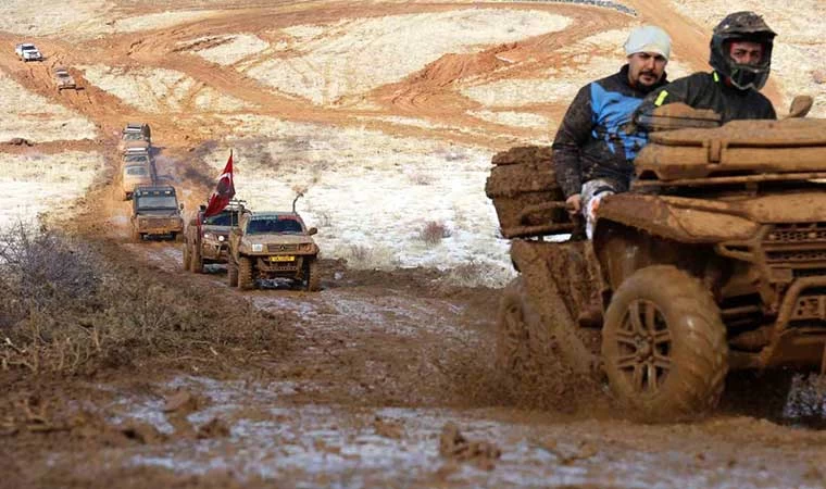 Hazarbaba Dağı’nda Off-Road rüzgarı