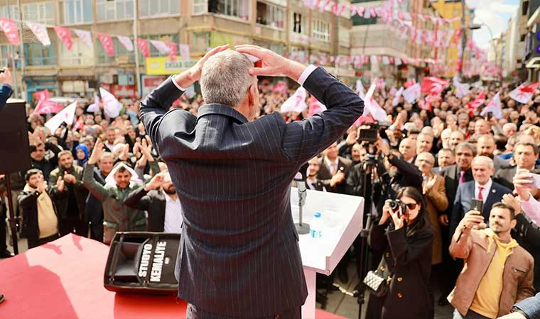 Yeniden Refah’tan miting gibi SKM açılışı