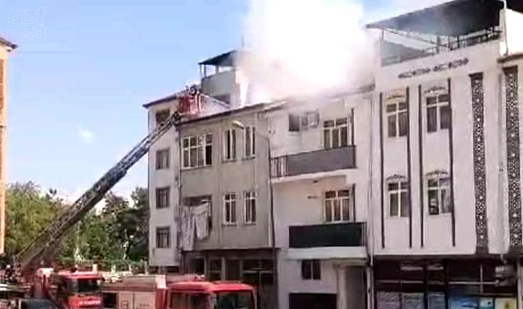 Elazığ’da çatı yangını