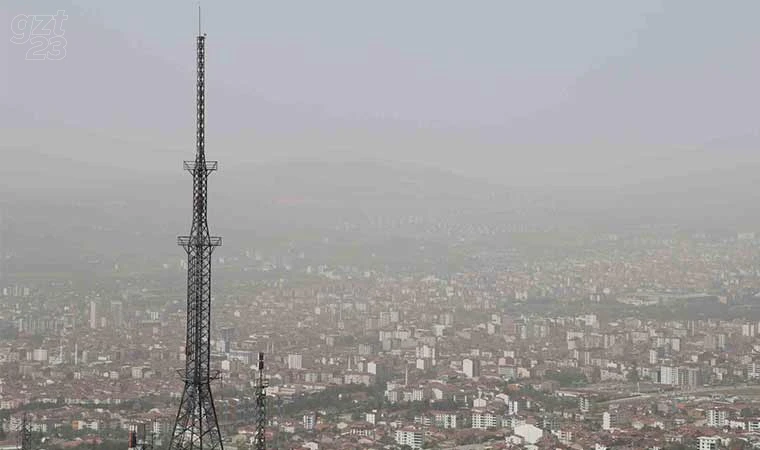 Elazığ’da toz bulutu etkili oldu