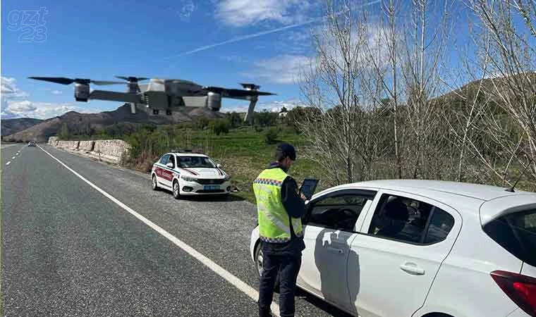 Jandarmadan dronlu trafik denetimi