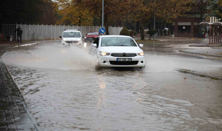 Meteorolojiden kuvvetli yağış uyarısı