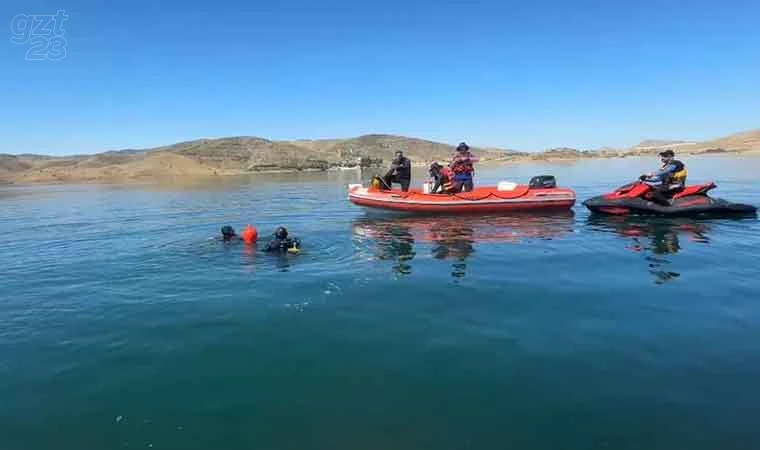 Feribottan baraja atlayan şahsın cansız bendeni bulundu