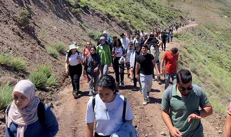 Hazarbaba'da doğa yürüyüşü yapıldı