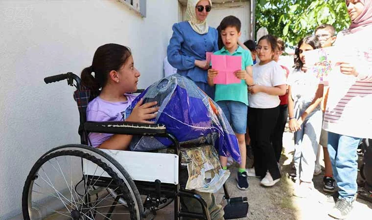 İlkokul öğrencilerinden anlamlı davranış