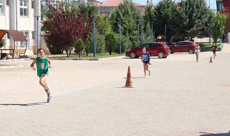 12. Bölge Triatlon Şampiyonası Elazığ’da gerçekleştirildi