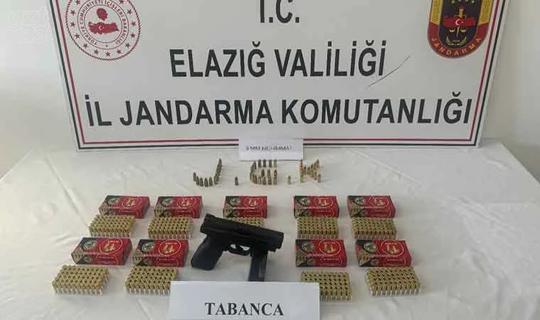 Elazığ’da ruhsatsız tabanca ele geçirildi