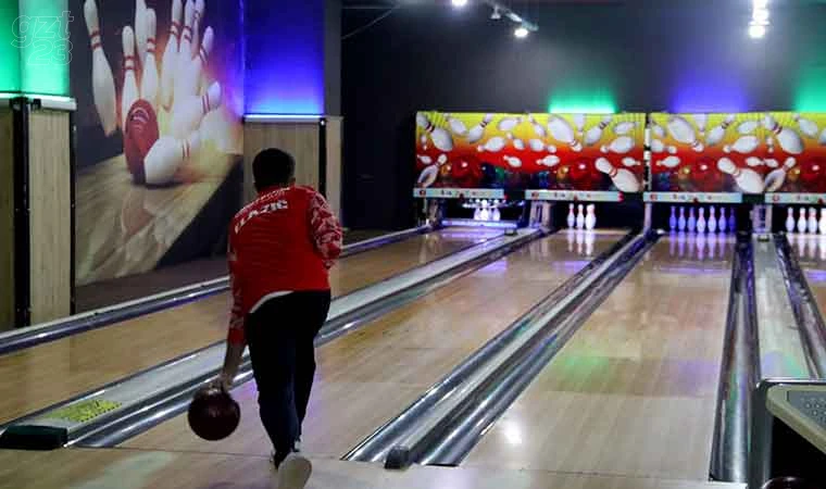 Okullar arası bowling müsabakası