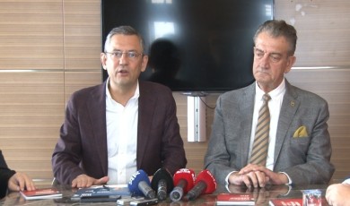 Özgür Özel delegelere seslendi: ”Aklına, vicdanına güvendiğiniz insanlarla konuşun, gereğini yapın”