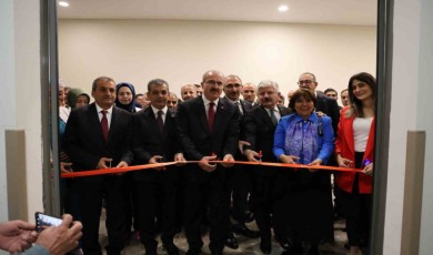 Fethi Sekin Şehir Hastanesi’nde 79 aşının 19’u gebelik ile sonuçlandı