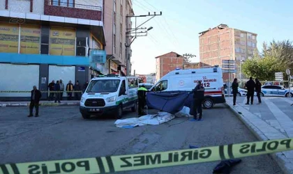 Elazığ’da beton pompa aracının çarptığı yaşlı adam hayatını kaybetti