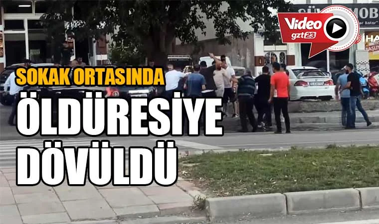 Araçtan indirip öldüresiye dövdüler